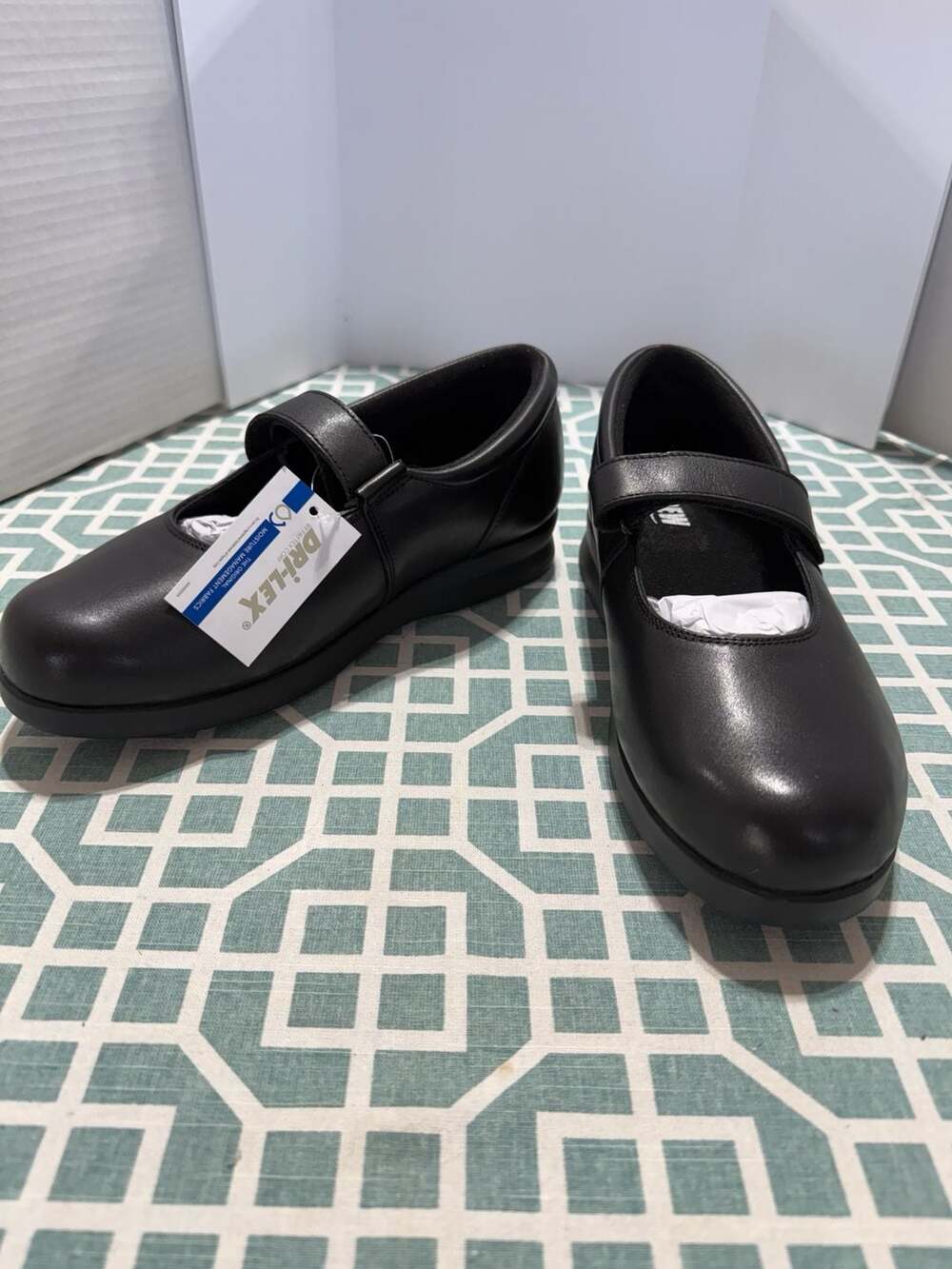 Drew Bloom II Mary Jane Shoes Size 9W Black Leather Comfort Orthopedic
